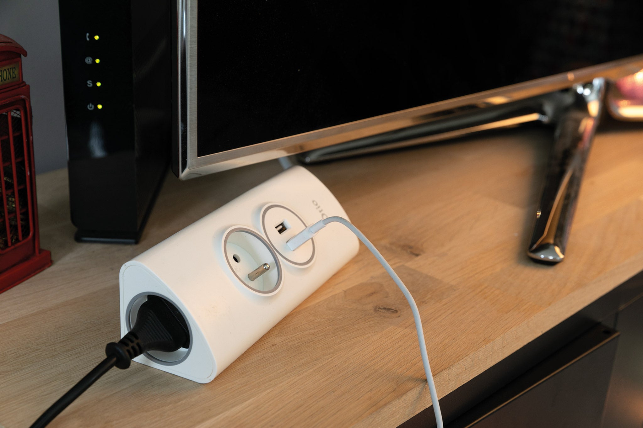 Multiprise d'angle 2P 16A + 2 USB à câbler - Blanc - Otio - 7