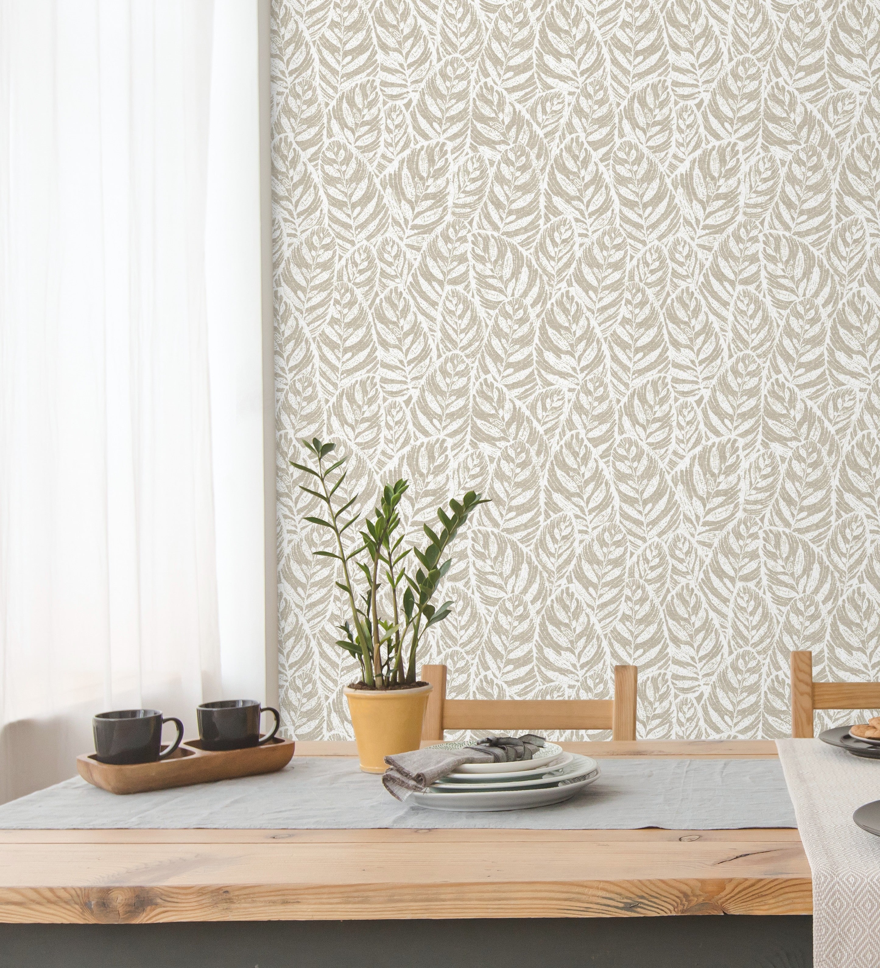 Muestra din a4 de papel pintado vinílico ecológico de hojas moderno beige con textura - lost garden 680847 de gaulan