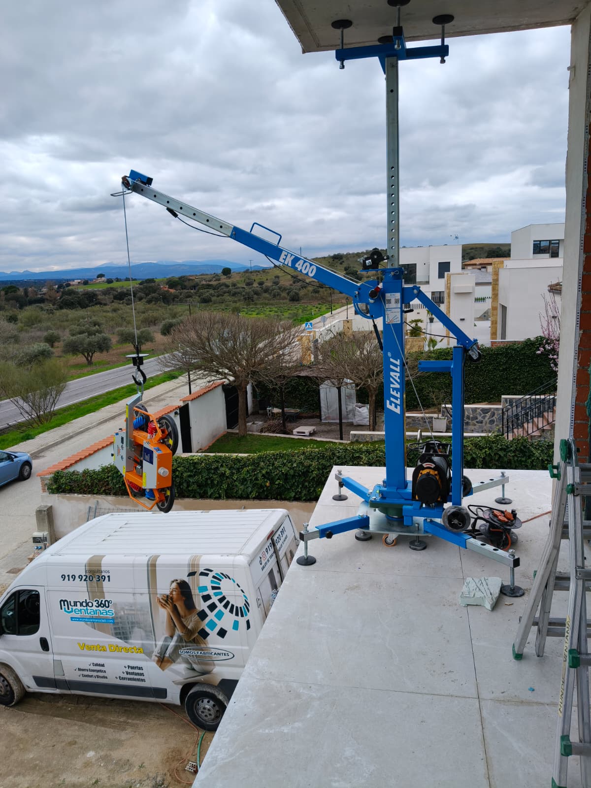 Monte-charge Électrique Smart Crane EK-180 | Charge 200kg - Hauteur 60m ELEVALL - 2