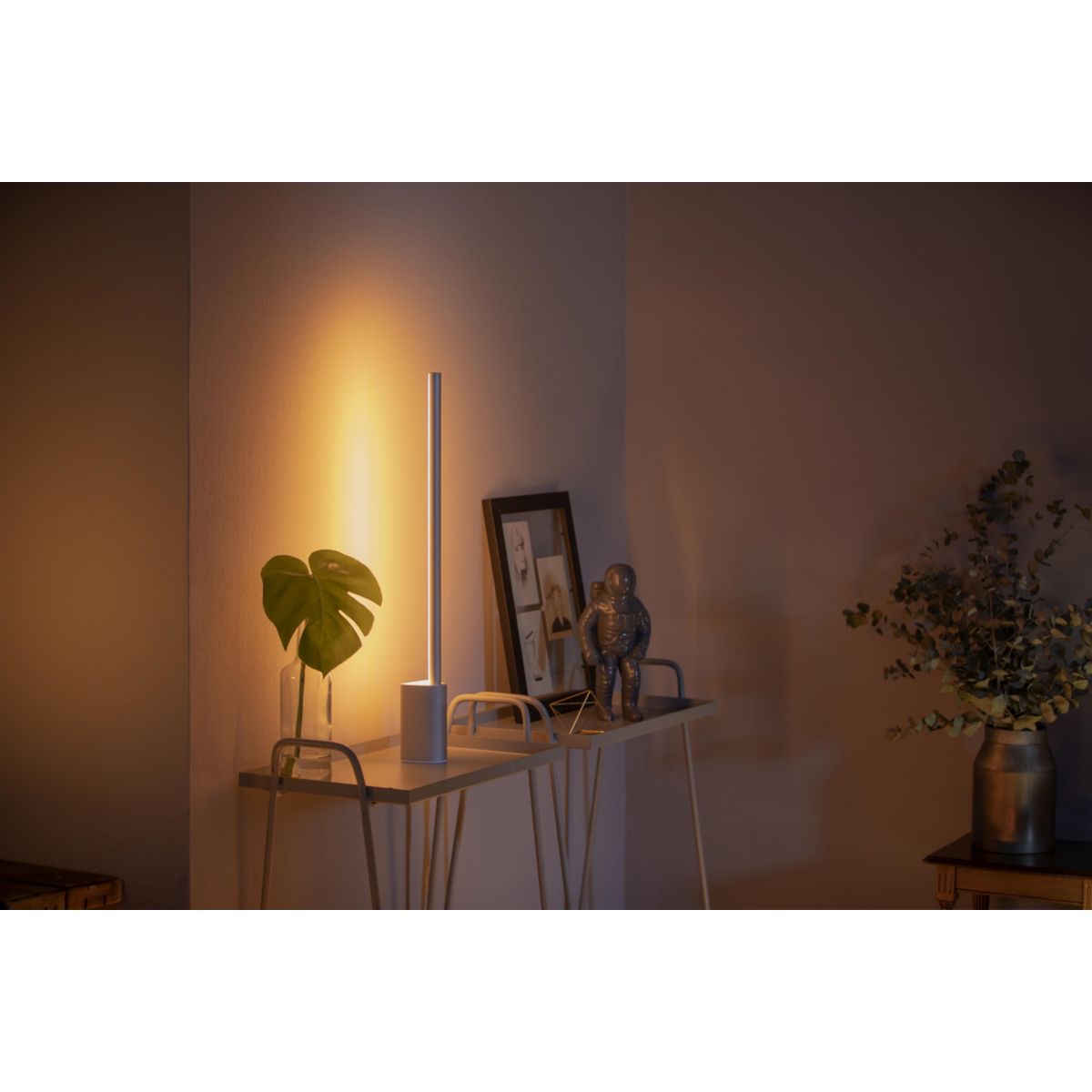 Lampada intelligente Philips Hue W&C Gradient Sign bianca - 2