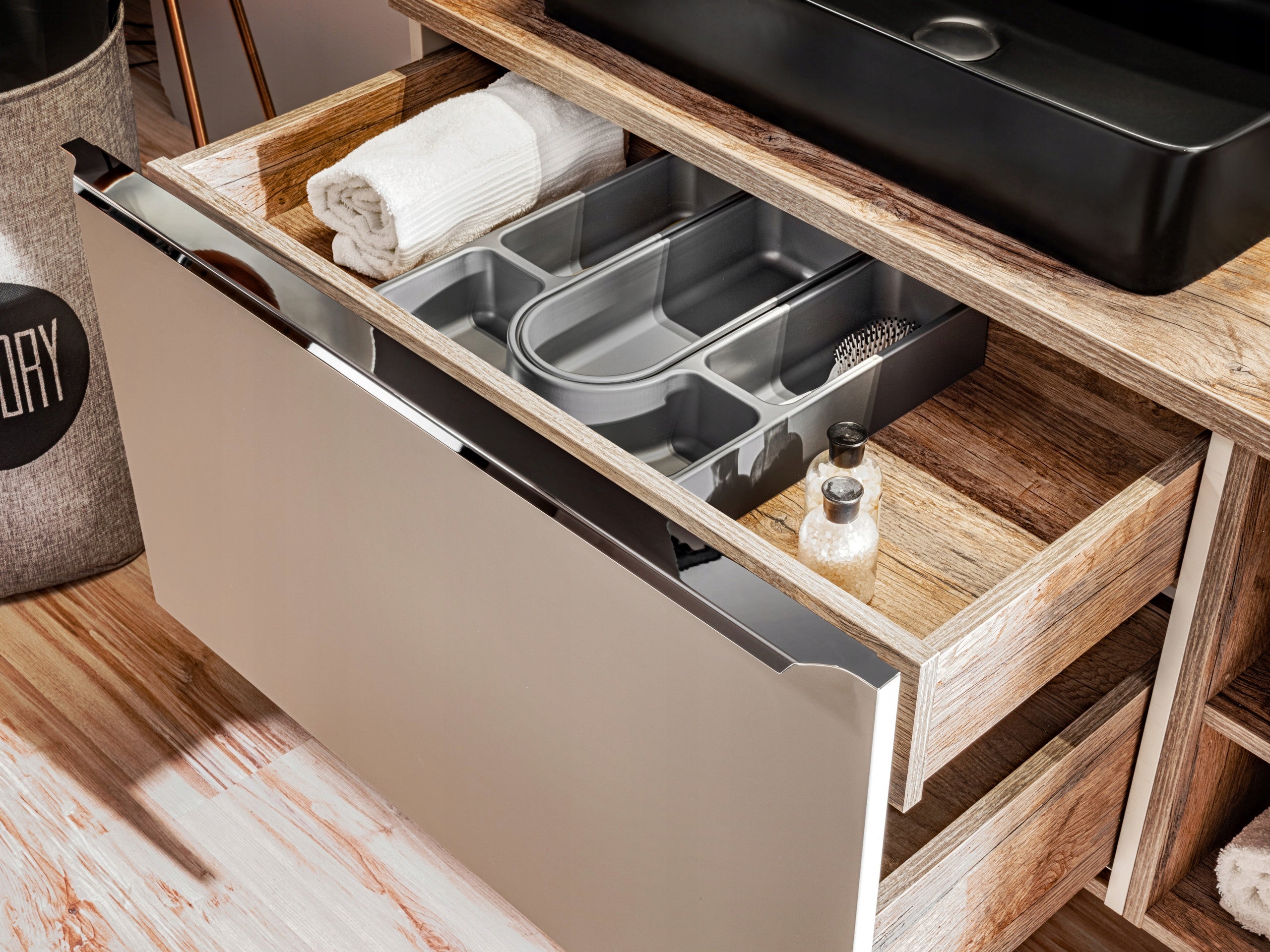 Szafka łazienkowa SANTA FE 60 cm taupe z blatem dąb Santa Fe pod umywalkę - 2