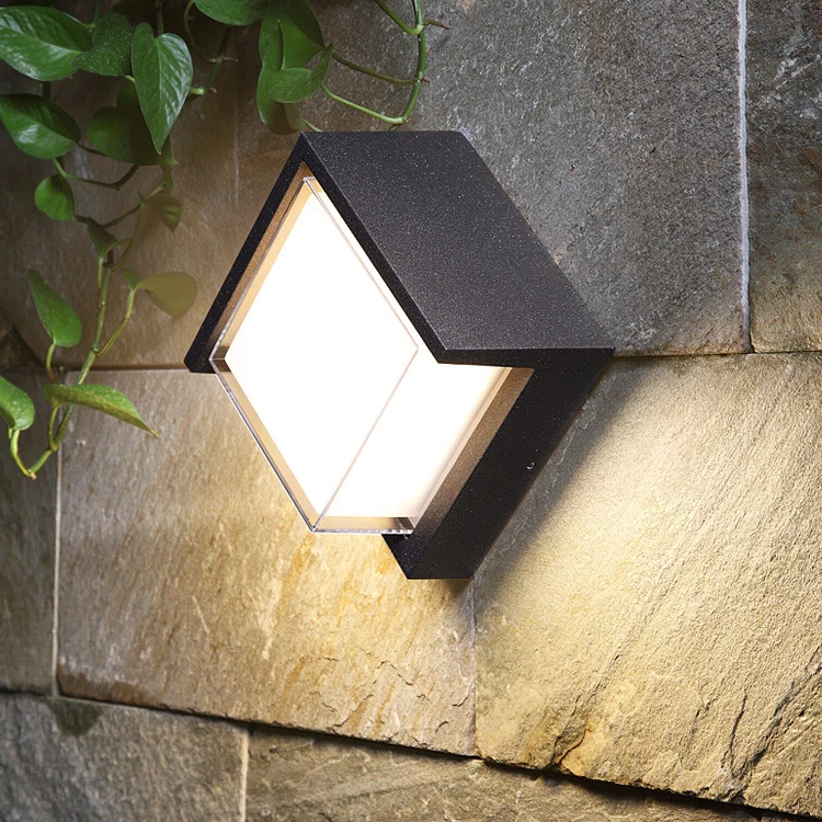 Zewnętrzny kinkiet 12 W, wodoodporna lampa ogrodowa IP65, wewnętrzny i zewnętrzny kinkiet, lampka nocna LED, ciepłe światło