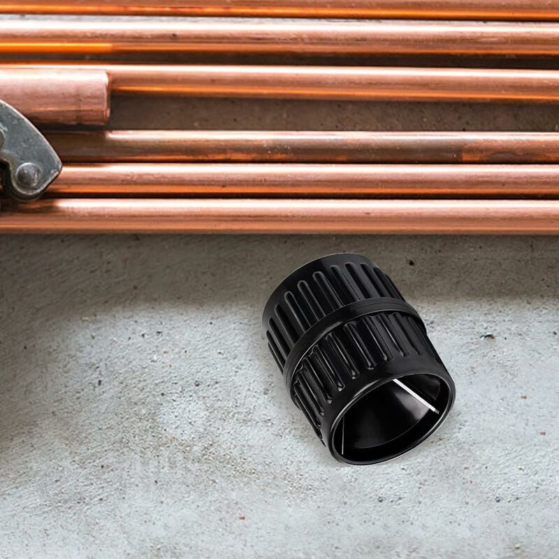 2 en 1 Ebavureur Cuivre - ébavureur pour Tubes, Universel 5-40mm à L'intérieur et à L'extérieur pour Tubing Outils a Ebavurer Noir - 4