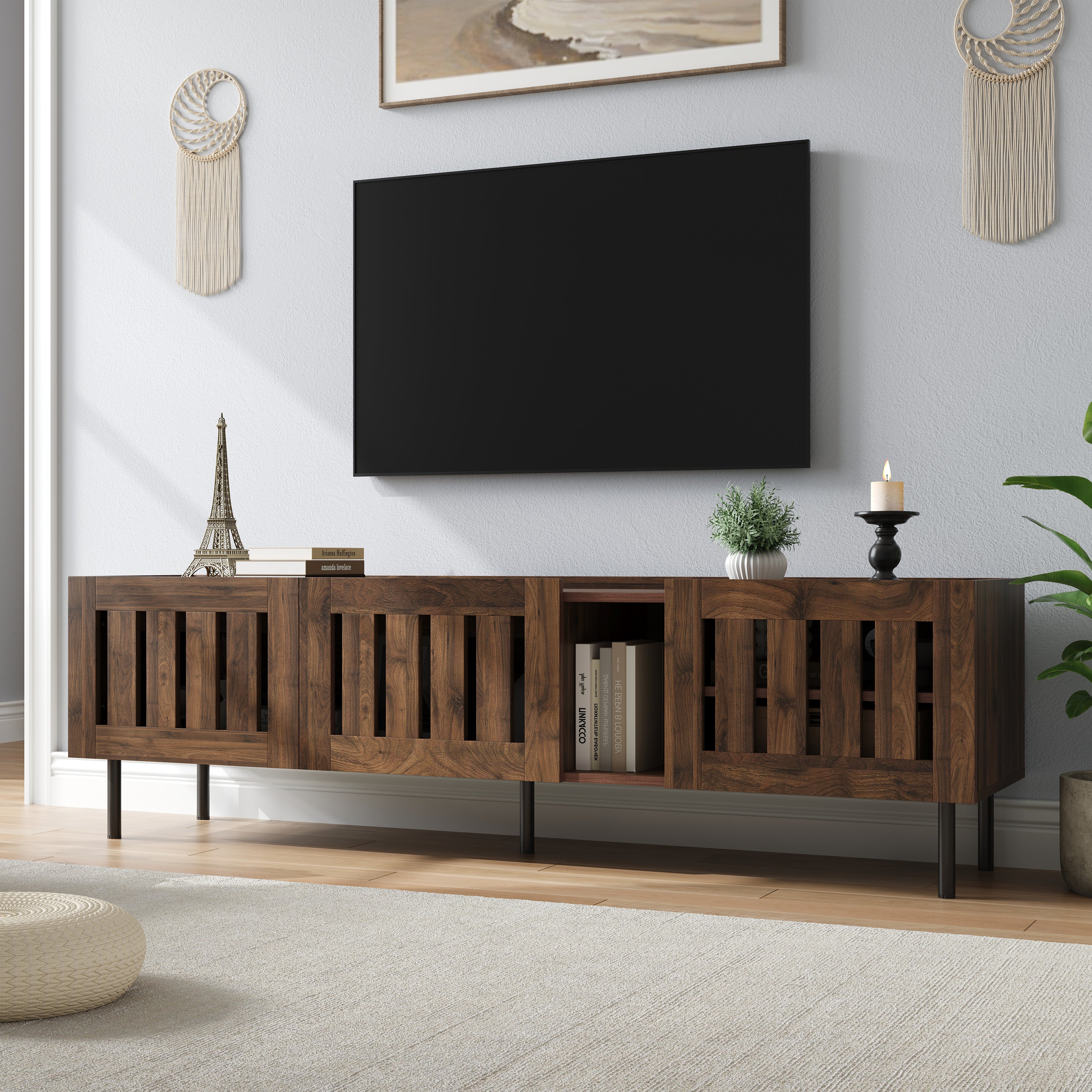 Stolik pod TV 160x40x47 cm - z 3 drzwiami - ażurowy design - MDF + metal - brązowy