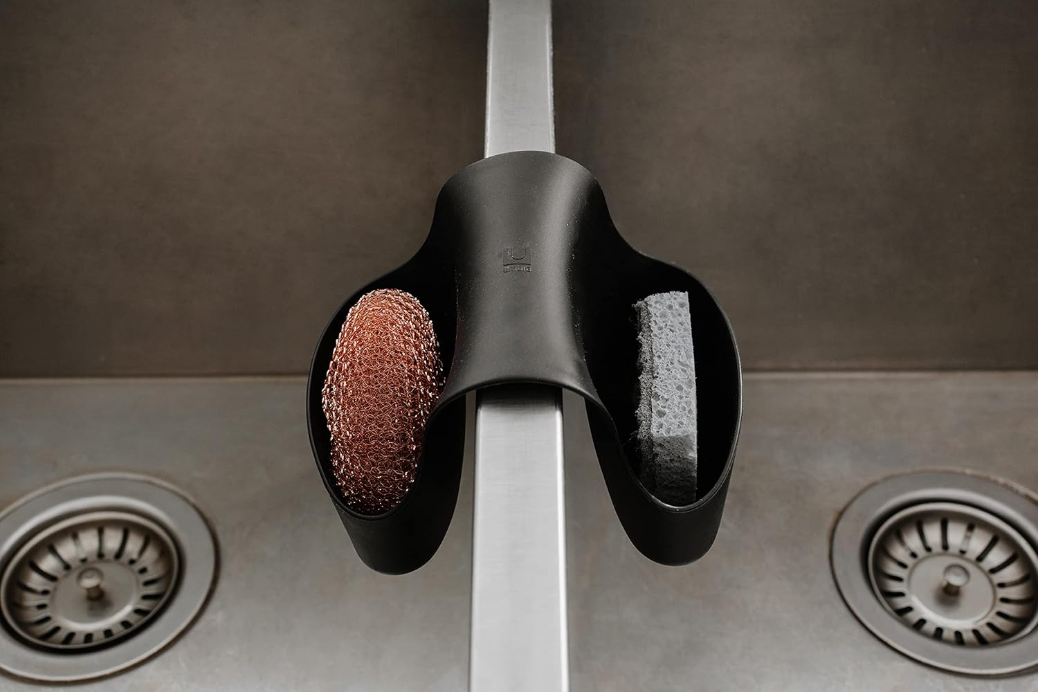 Podwójny ociekacz na gąbki, gumowy, do podwójnego zlewu kuchennego, pojemnik na gąbki do naczyń, kolor czarny