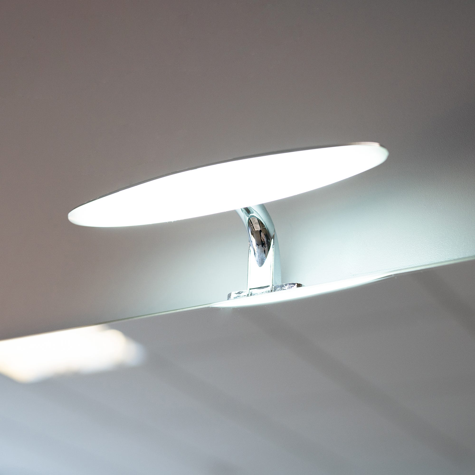 Pack 2 Lámparas LED IP54 Para Bodega/garaje - 12W, 1160lm, Luz Fría 6500K, Ovaladas, Instalación Fácil
