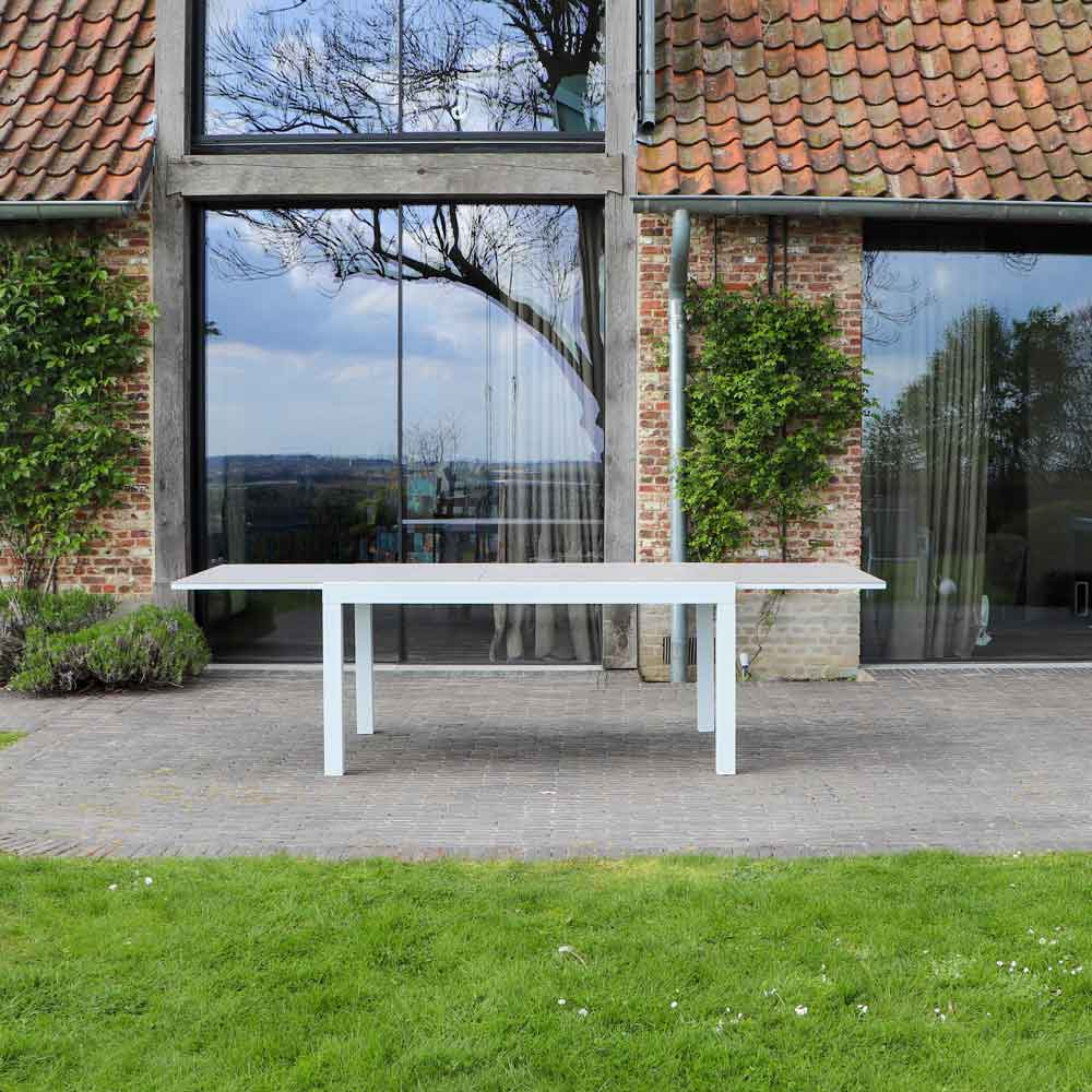 Table Tulum 6/10 personnes structure aluminium blanche, plateau en aluminium décors bois gris - 4