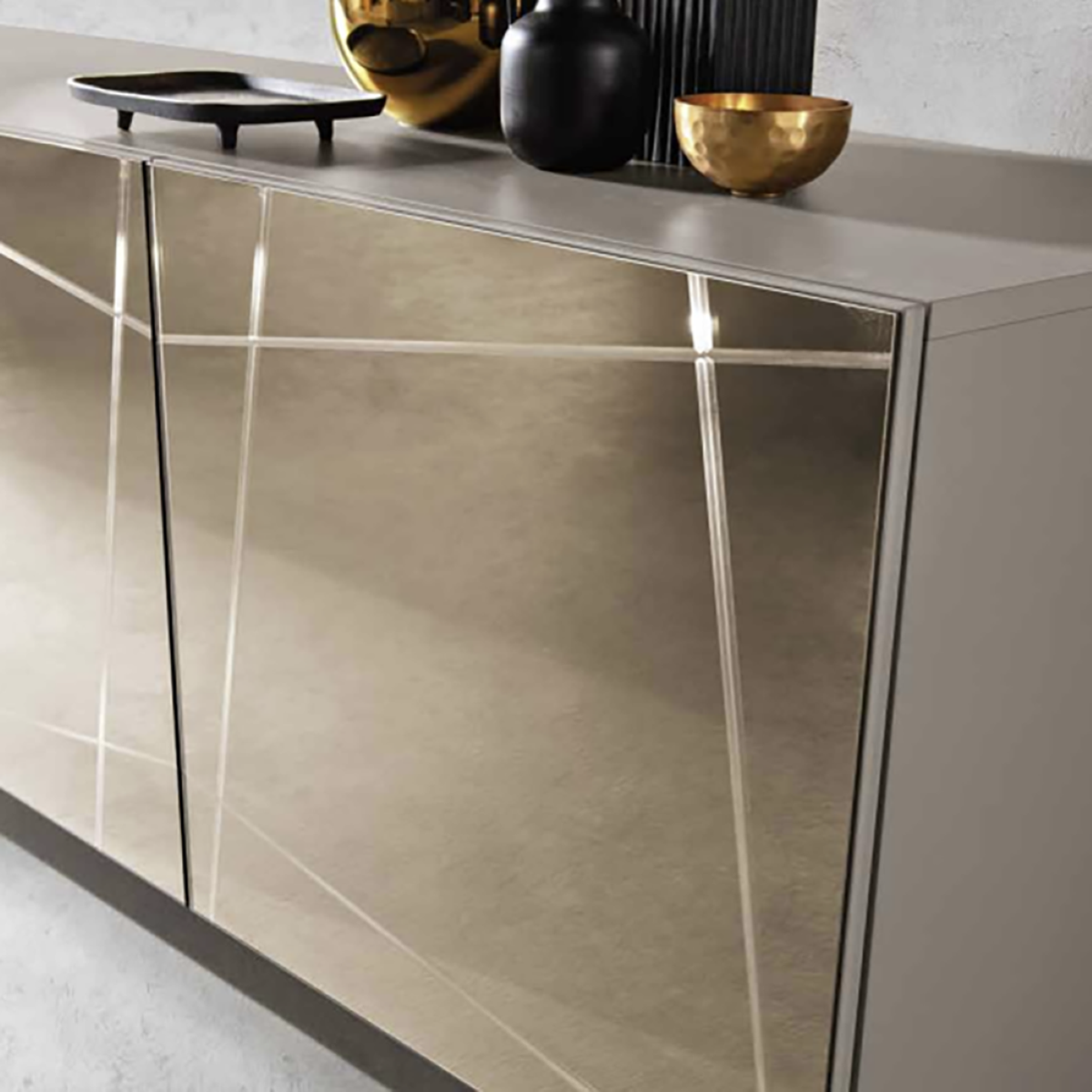 Madia credenza a ante in vetro specchio bronzo scocca tortora e