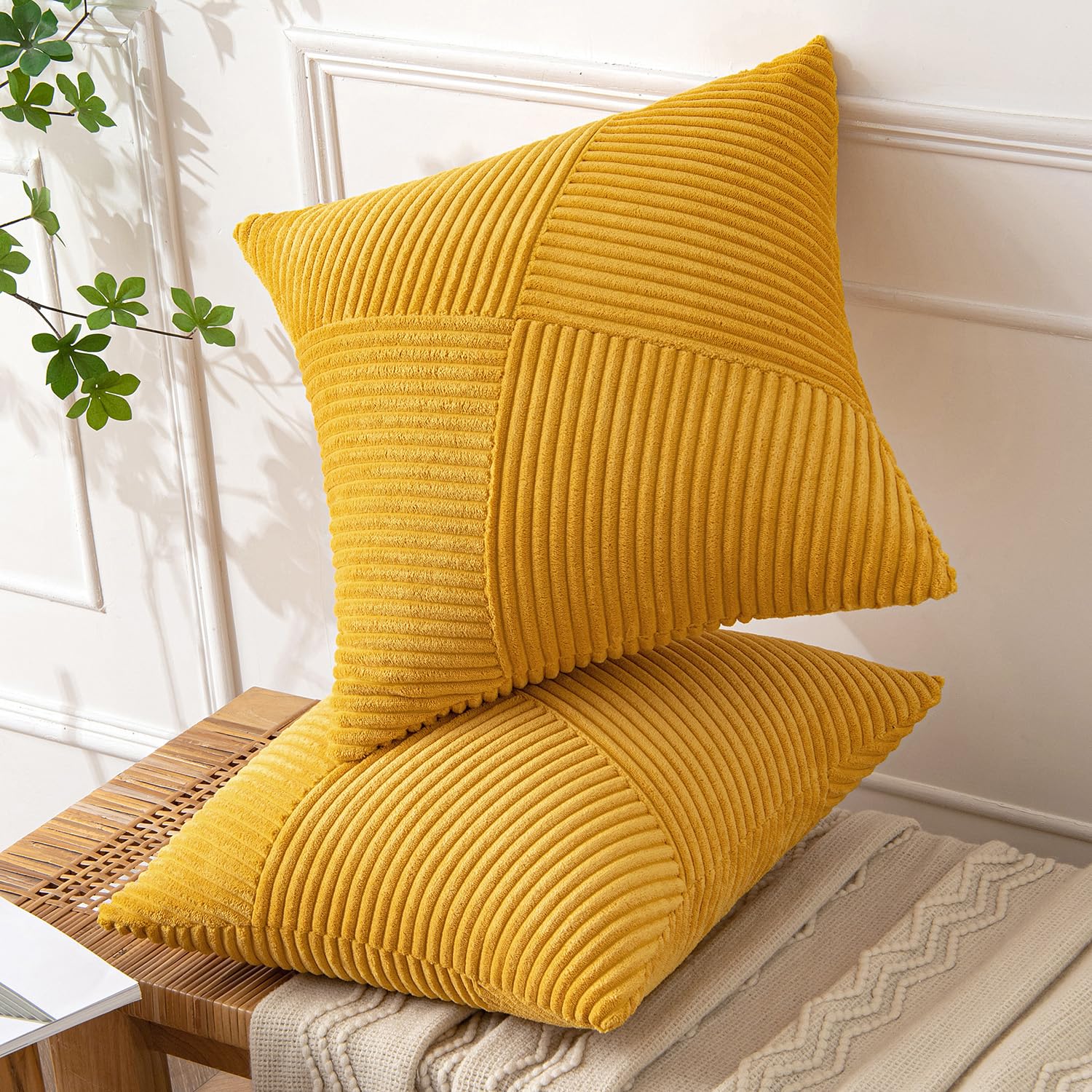 2 pièces de housses de coussin en velours côtelé 45x45 cm avec housses de coussin à fermeture éclair cachée, adaptées à la chambre et au salon, jaune - 4