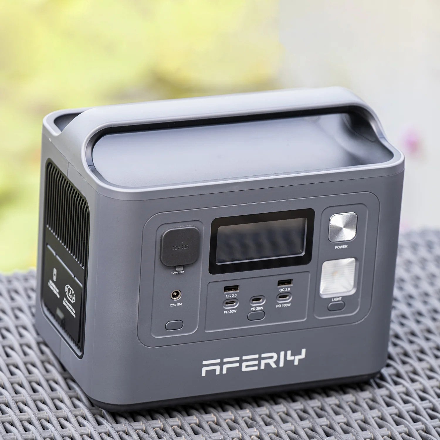 Station d’énergie portable AFERIY P210 – 2400W 2048Wh – Générateur solaire haute capacité pour camping, extérieur, urgence - 7