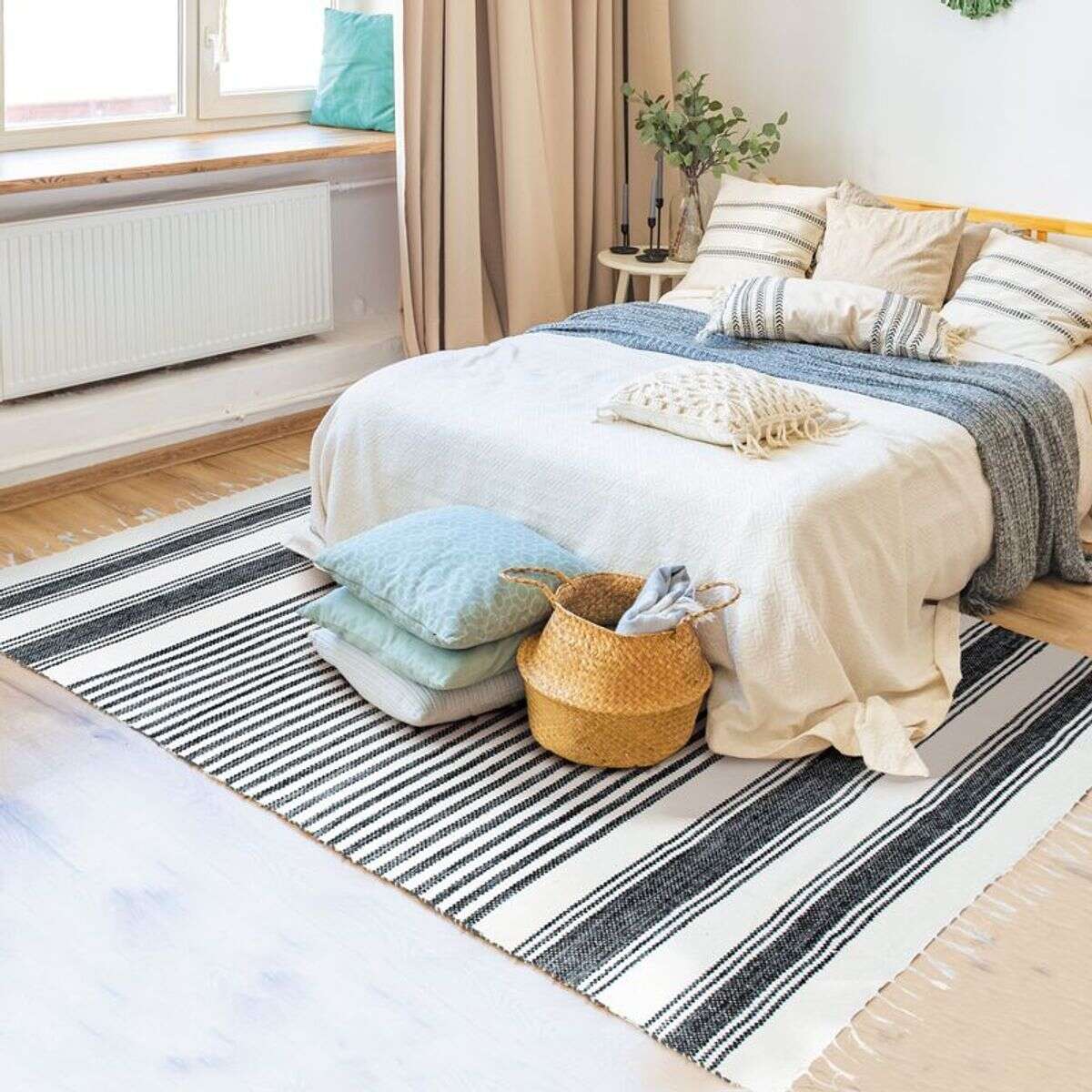 230