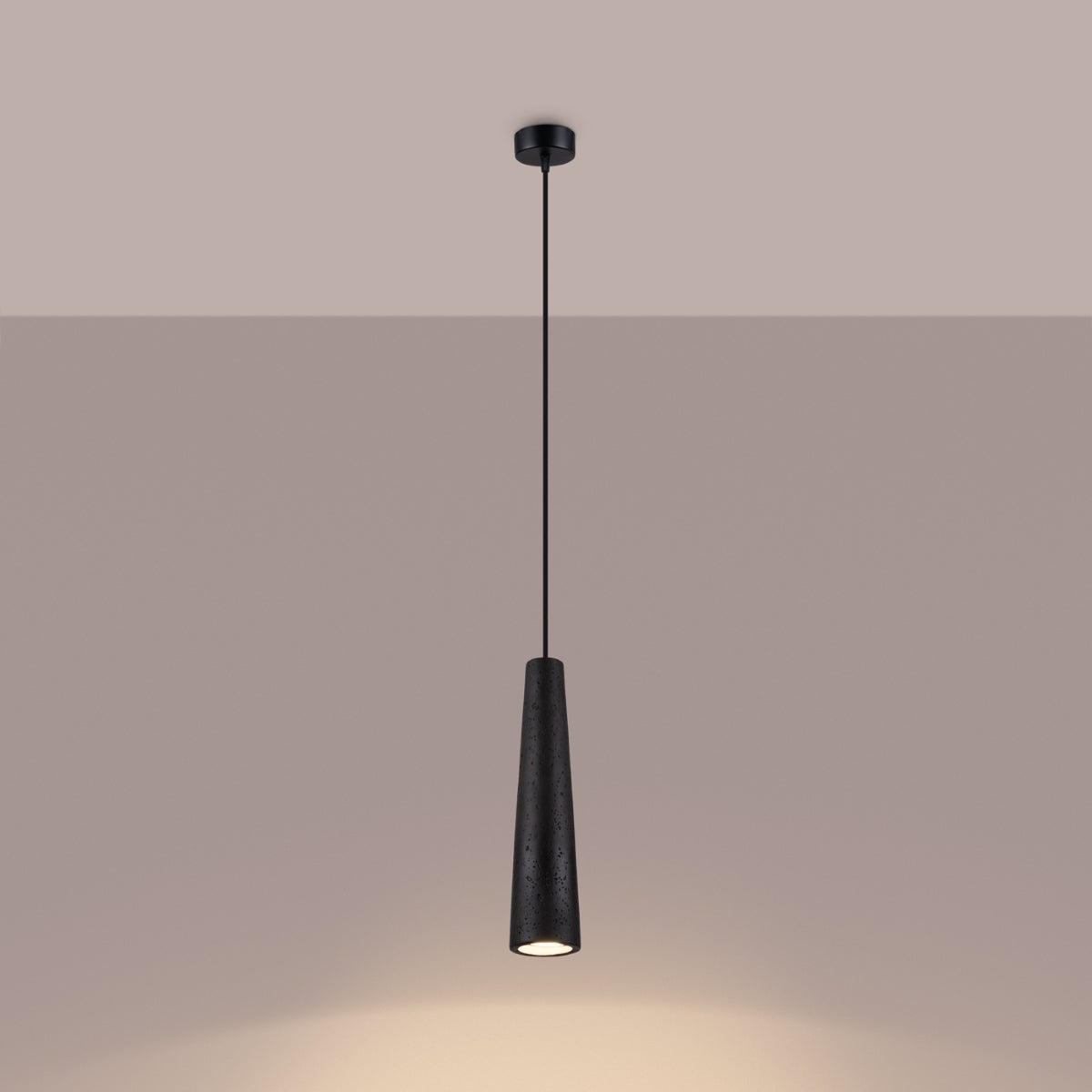 Lampa wisząca ZYNTRIA czarna beton LED 3000K - 8x8x125cm Sollux