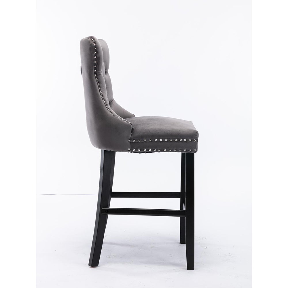 Ensemble de tabourets de bar avec détails rivetés et pieds en bois, garniture à clous chromés, velours, gris - 7
