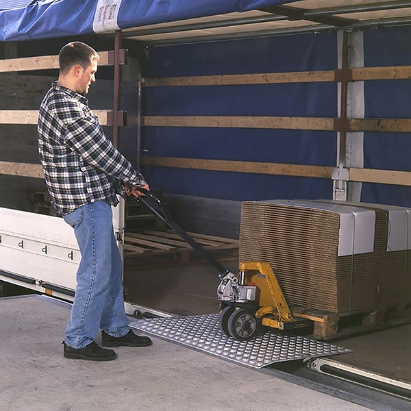 Pont de chargement amovible - Longueur 750mm / Largeur 1250mm - Charge max 600kg - Vendue à l'unité - AWB508 - 2