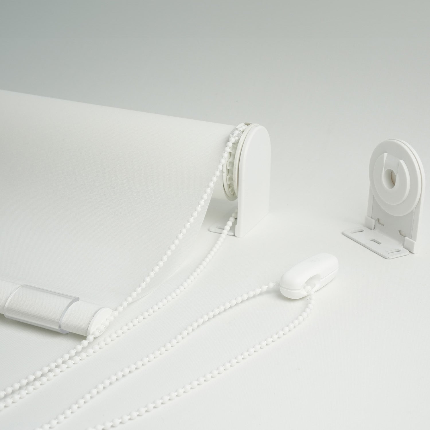 Estor Enrollable Translúcido Poliéster Liso Color Blanco 170x250cm. - 2