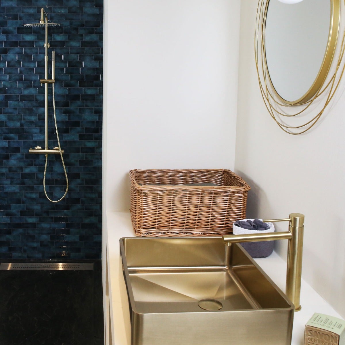 Delice II coluna de duche termostática ouro escovado com corpo frio - 7