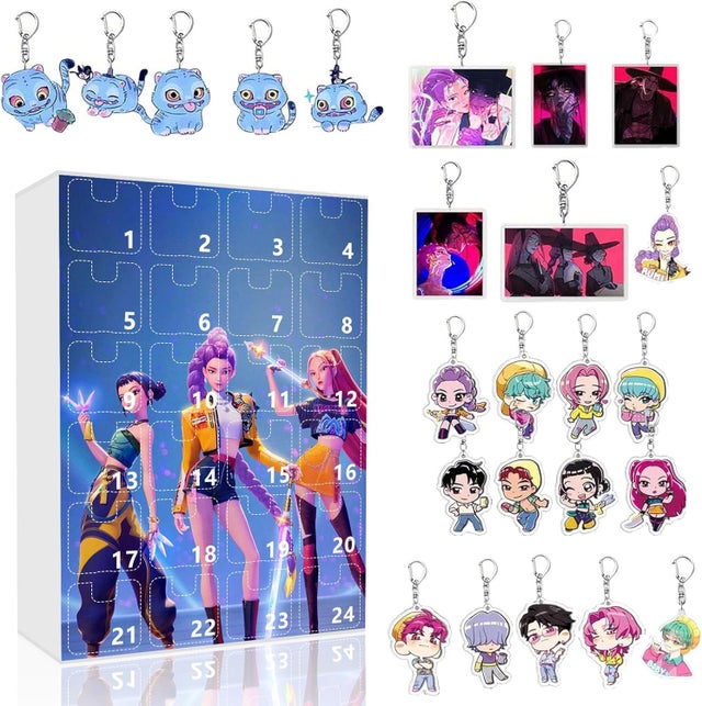 Kalendarz adwentowy z motywem anime na rok 2025, uroczy kalendarz na breloku z 24 brelokami, kalendarz adwentowy na Halloween i Boże Narodzenie, ozdob