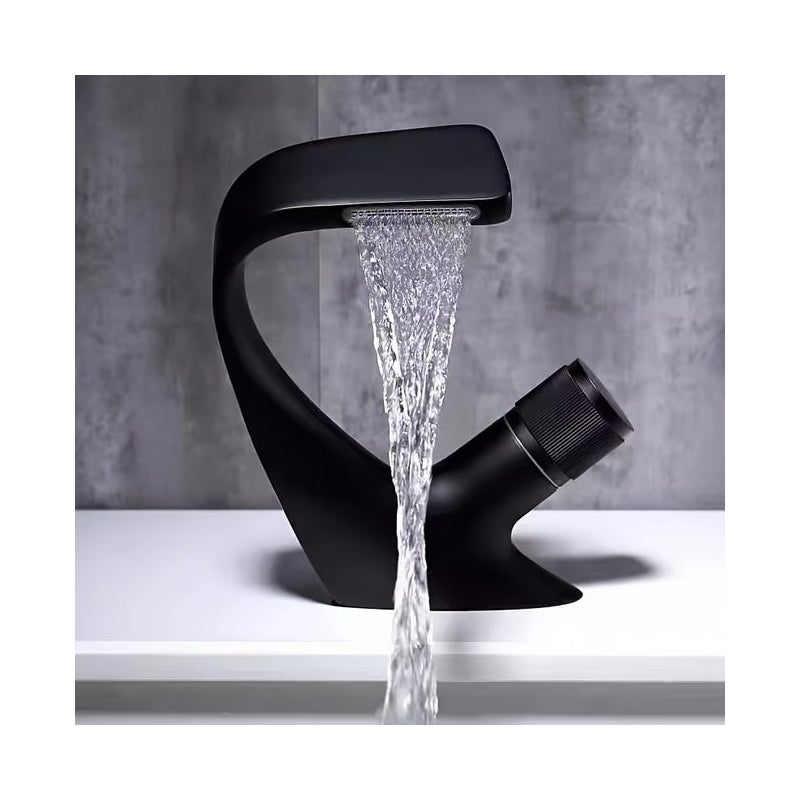 Nowoczesny, jednootworowy kran mosiężny z zaworem ceramicznym, do kuchni i łazienki - Kreatywny projekt wodospadu, kran łazienkowy