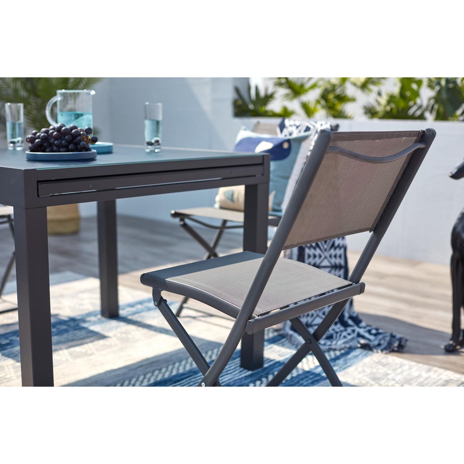 Salon de jardin 8 places en aluminium gris foncé CUALICA - 8