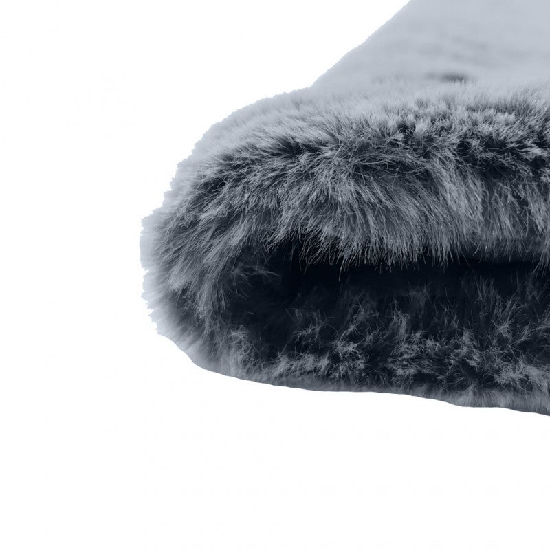 Plaid en fausse fourrure gris givré ultra doux 130x170 cm - LEVY - 4