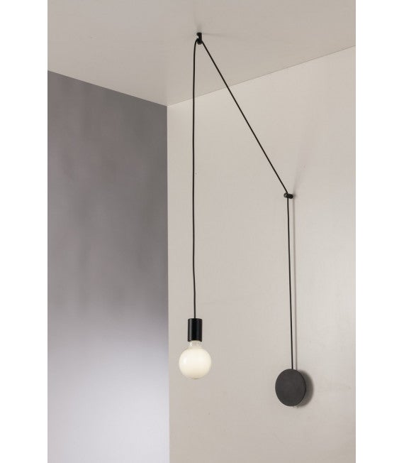 plafonnier-habitat-avec-c-ble-noir-orientable-point-lumineux-unique