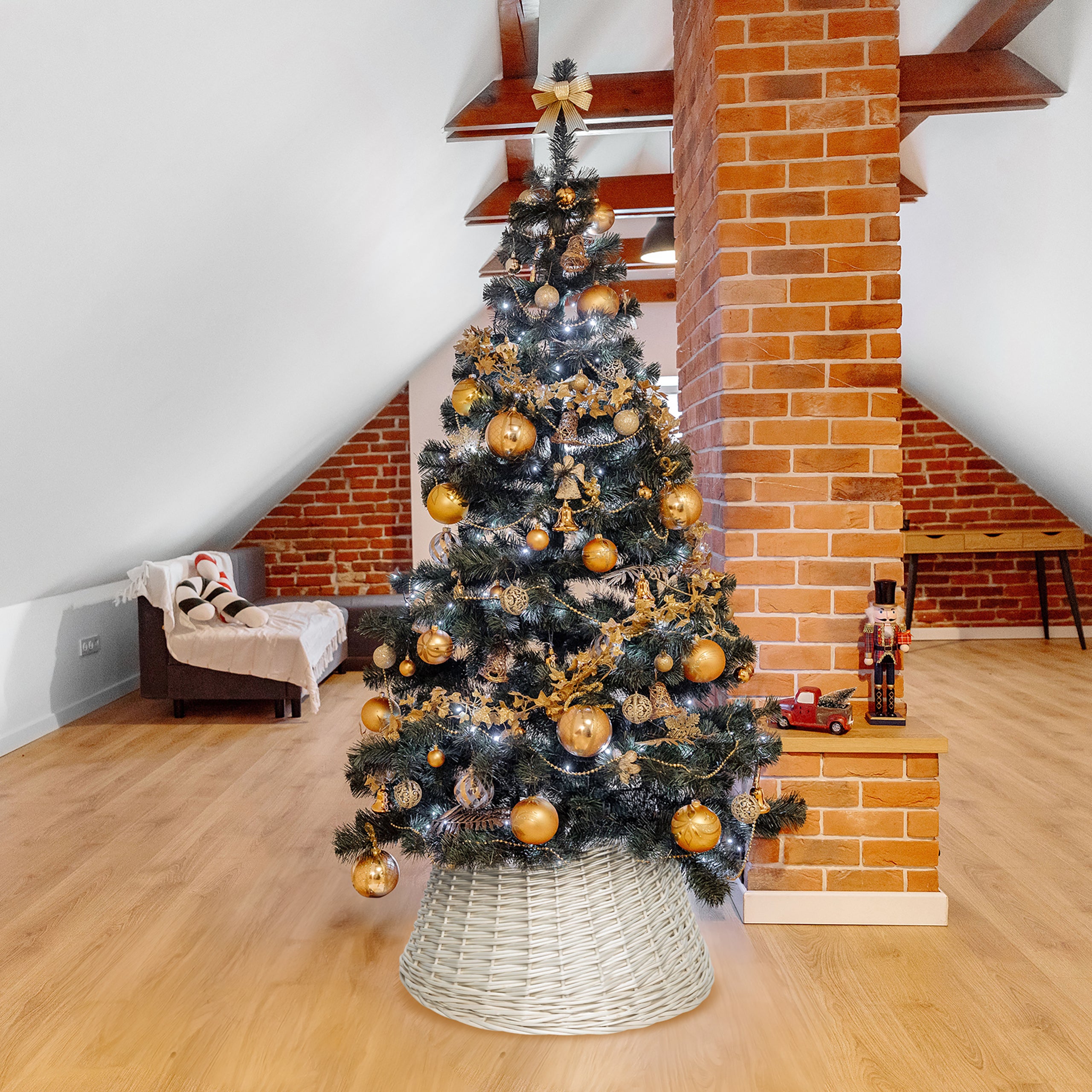 Cache-Pied De Sapin LUKRA Osier Blanc Délavé 50 Cm – Panier Rotin Naturel Pour Noël Élégant