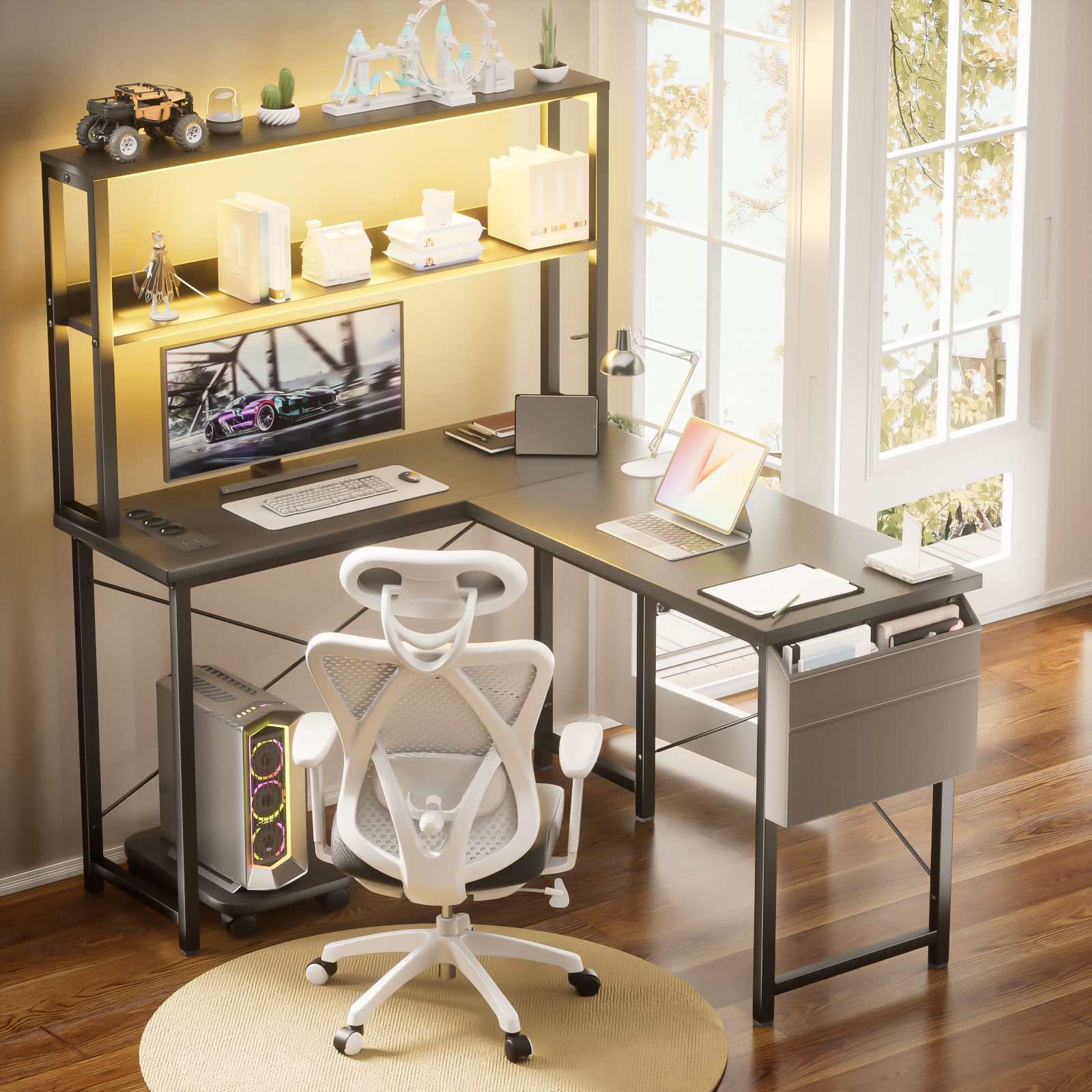 Scrivania angolare L 135 cm con LED e prese, scrivania gaming doppia con scaffali, supporto PC, ganci e tasca portaoggetti per casa e ufficio - 8