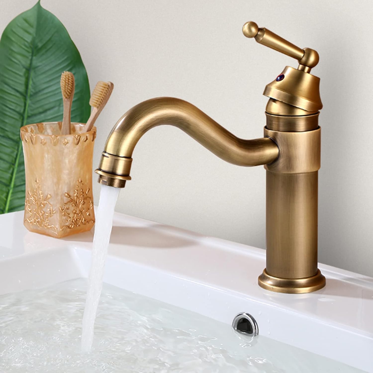 Antyczna mosiężna bateria łazienkowa, obrotowa bateria umywalkowa 360°, zabytkowa bateria mieszająca wodę ciepłą i zimną