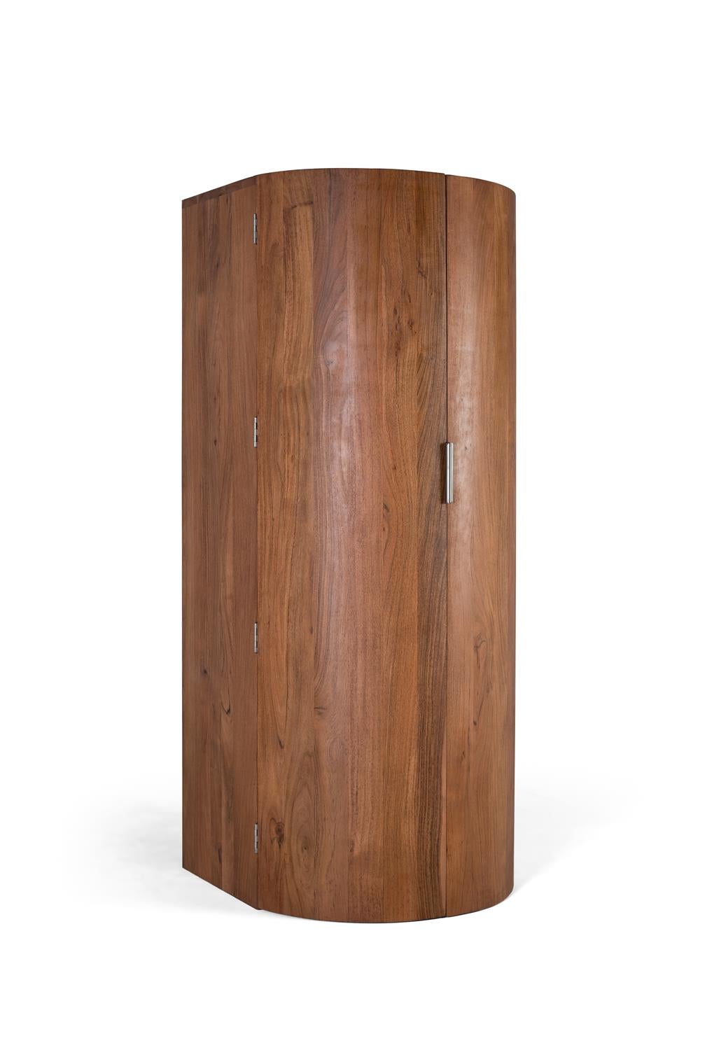 Mebel barowy z 2 portami w drewnie masywu akacjowego