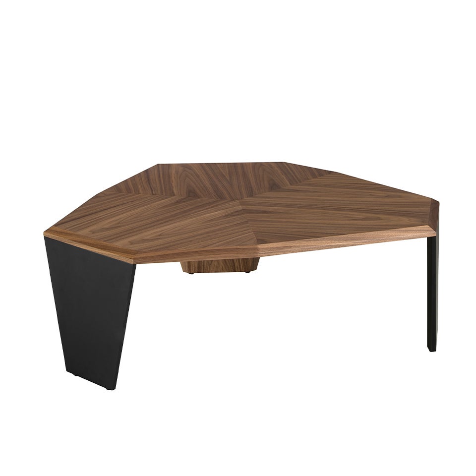 Asymetryczny stolik kawowy z orzecha i czarnego pcv 115 x 96 x 40 cm