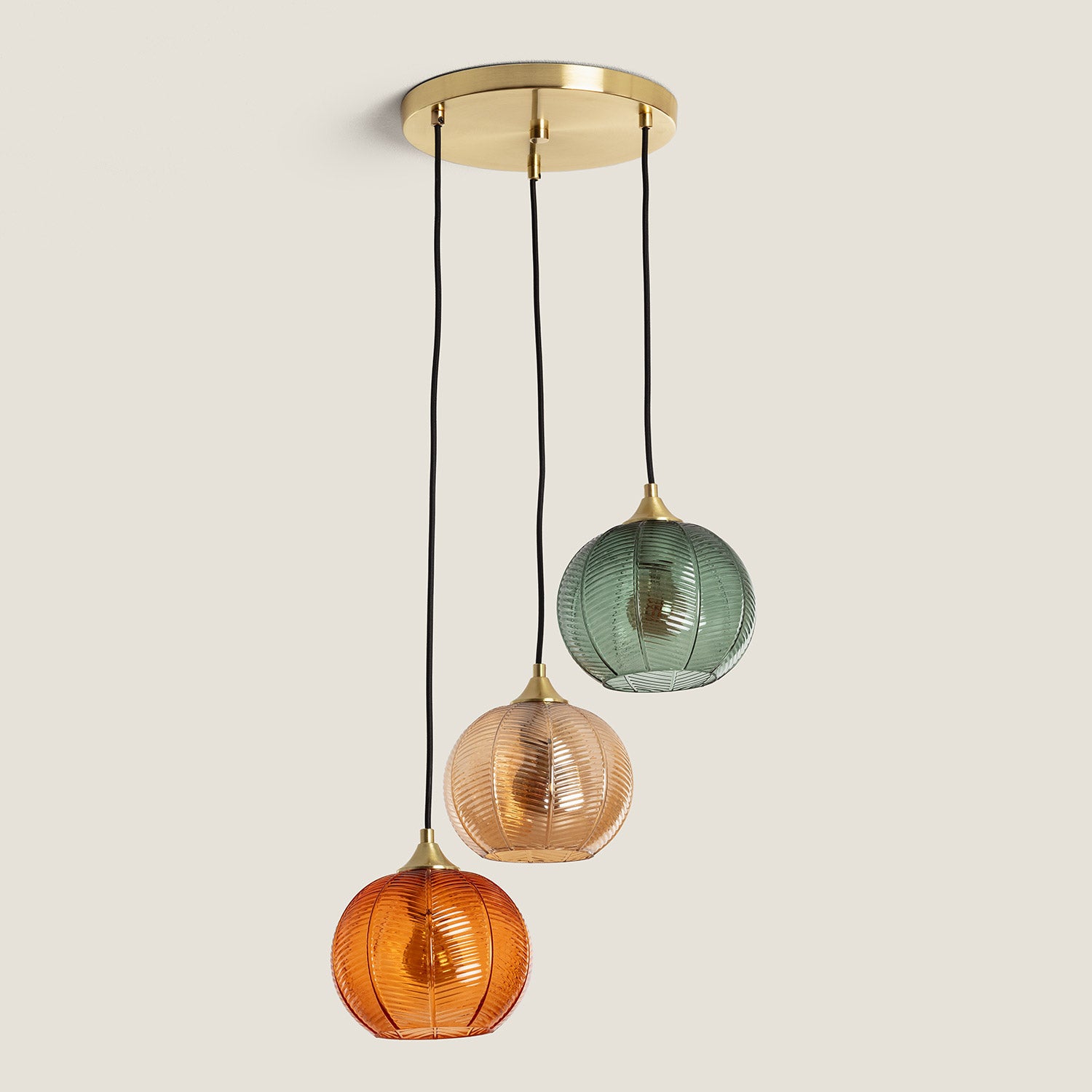 LEDKIA LIGHTING - Lámpara Colgante Tri Klimt | Diseño Clásico y Elegante | 3 Pantallas de | Compatible con Bombillas E27 | Uso en Interiores, - 2