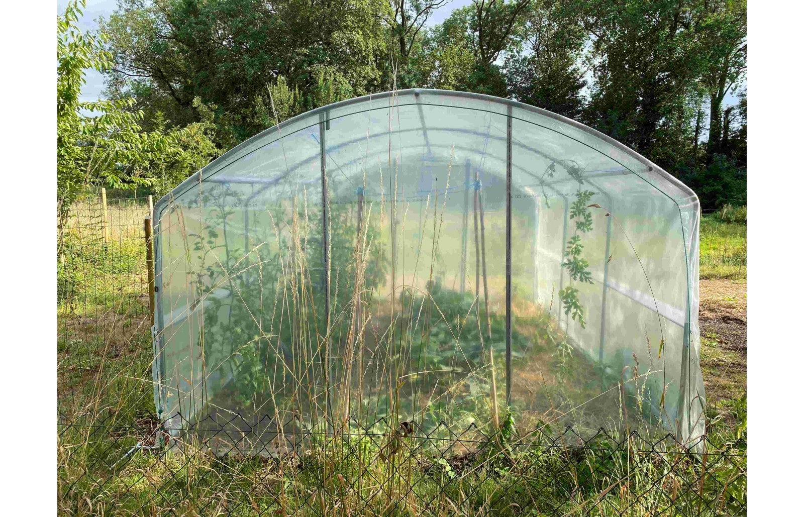 Serre tunnel de jardin 4 Saisons - 13,5m² - 3 x 4,5 m - pieds droits - aérations latérales - LES SERRES TONNEAU - 7