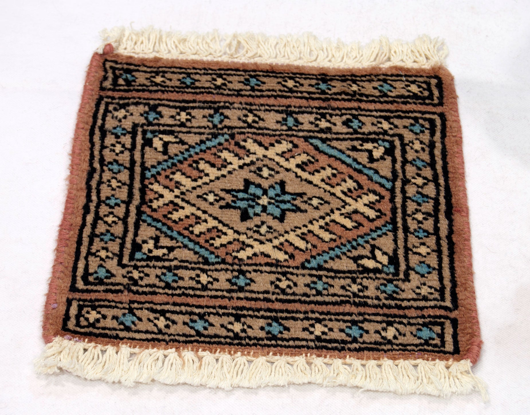 Dywany wełniane Alfombra - 30x30 cm (GalleriaFarah1970)