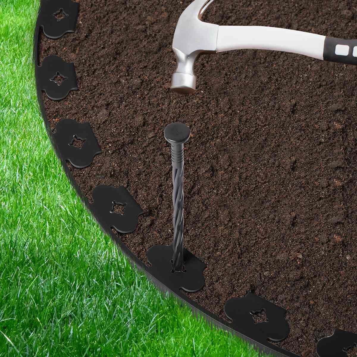 Bordure de jardin flexible noire - 4 cm x 10 mètres avec 30 piquets d'ancrage - 3