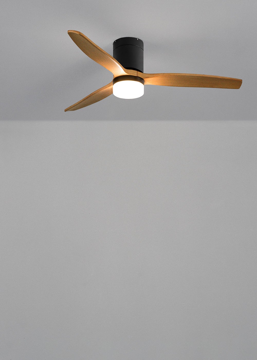 CREATE - WIND CALM M - Ventilateur de plafond silencieux 40W avec pales techniques en ABS Ø132cm avec eclaraige sans wifi - 4