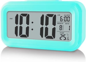 Venchin Horloge Numérique Murale Design Moderne, Horloge Digitale à Piles de 20cm, température, 12/24 Heures, Horloges silencieuses pour la Cuisine, Le Salon, la Chambre, Le Bureau - Banche