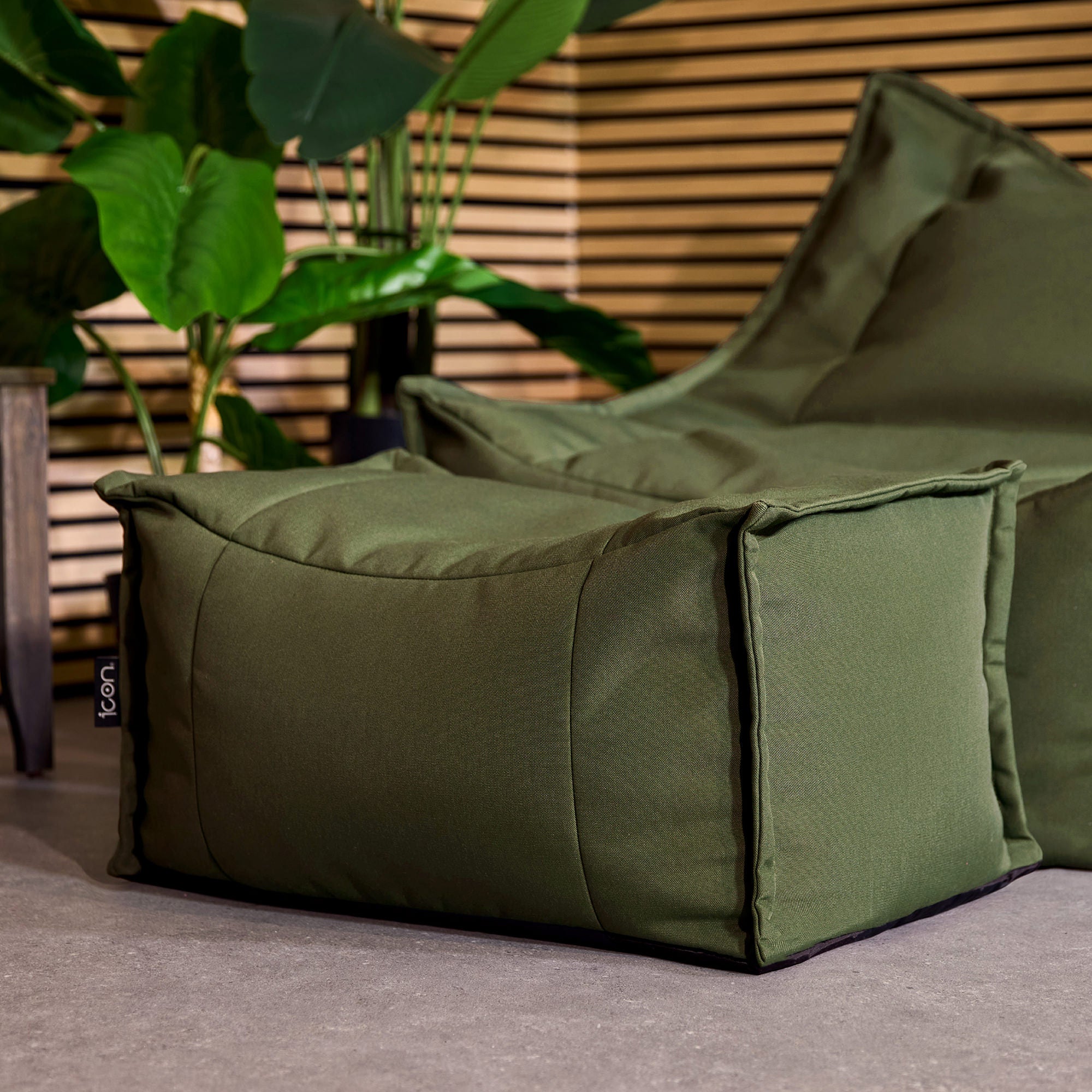 Pouf repose-pieds Icon d'extérieur en oléfine Oeko-Tex® imperméable vert kaki, 34x45cm, Made in Allemagne - 2