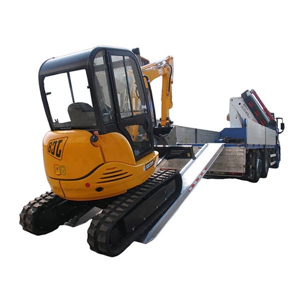 Longueur de rampe 3.00m - Hauteur à franchir de 900mm - charge max par paire 7000kg pour empattement 2000mm - Vendue à l'unité - M140/30US