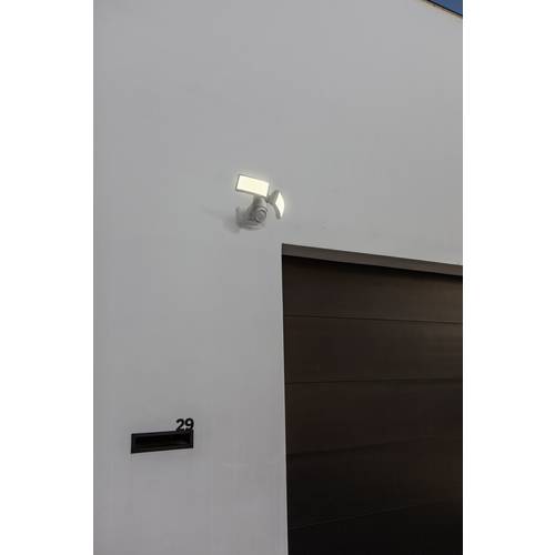 Naświetlacz LED z czujnikiem ruchu biały LED 19W 5000K 1200lm IP54 wym: 15,6 x 20,4 x 27,7 cm tworzywo sztuczne Lutec