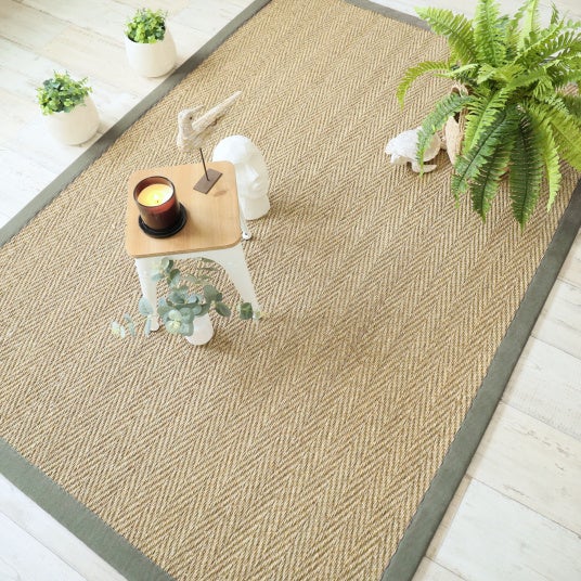 Tapis Jonc de mer - Bihar fin chevron - Ganse chenille vert mousse - 250 x 350 cm - 2