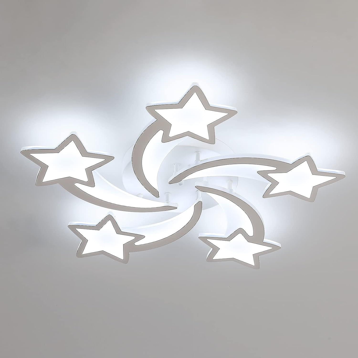 Lampadari Kartell per illuminare la tua camera da letto moderna Lampadari Kartell per illuminare la tua camera da letto moderna