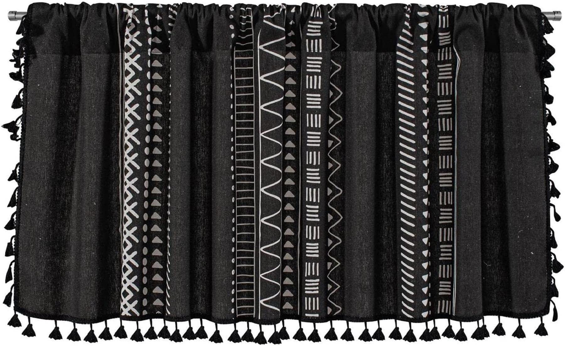 Bohaterowie w stylu boho, krótkie, zaciemniające zasłony, ażurowe, koronkowe zazdrostki, geometryczne zazdrostki trójkątne, 150*60 cm, czarne