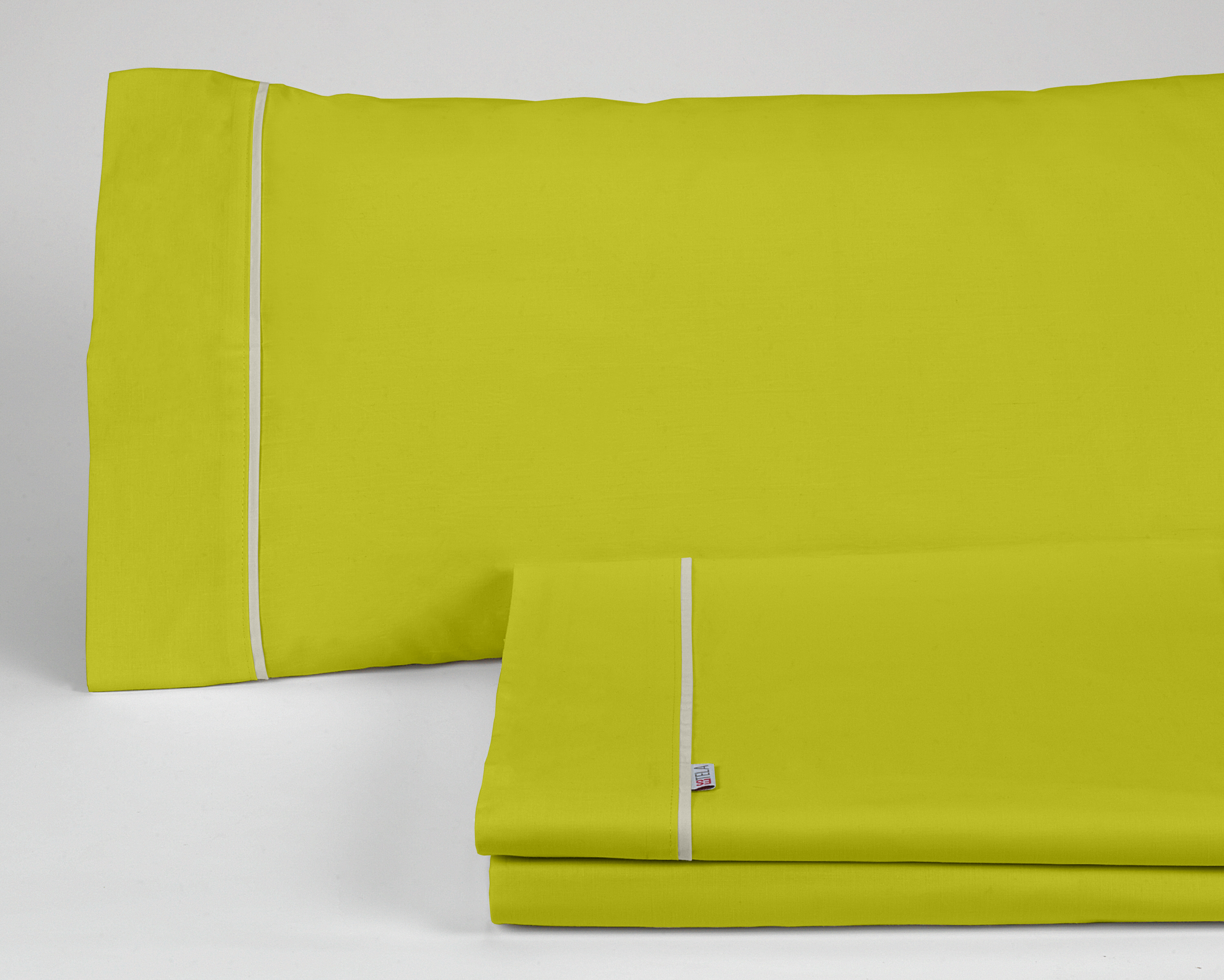 Juego de sábanas liso color pistacho - cama de 160