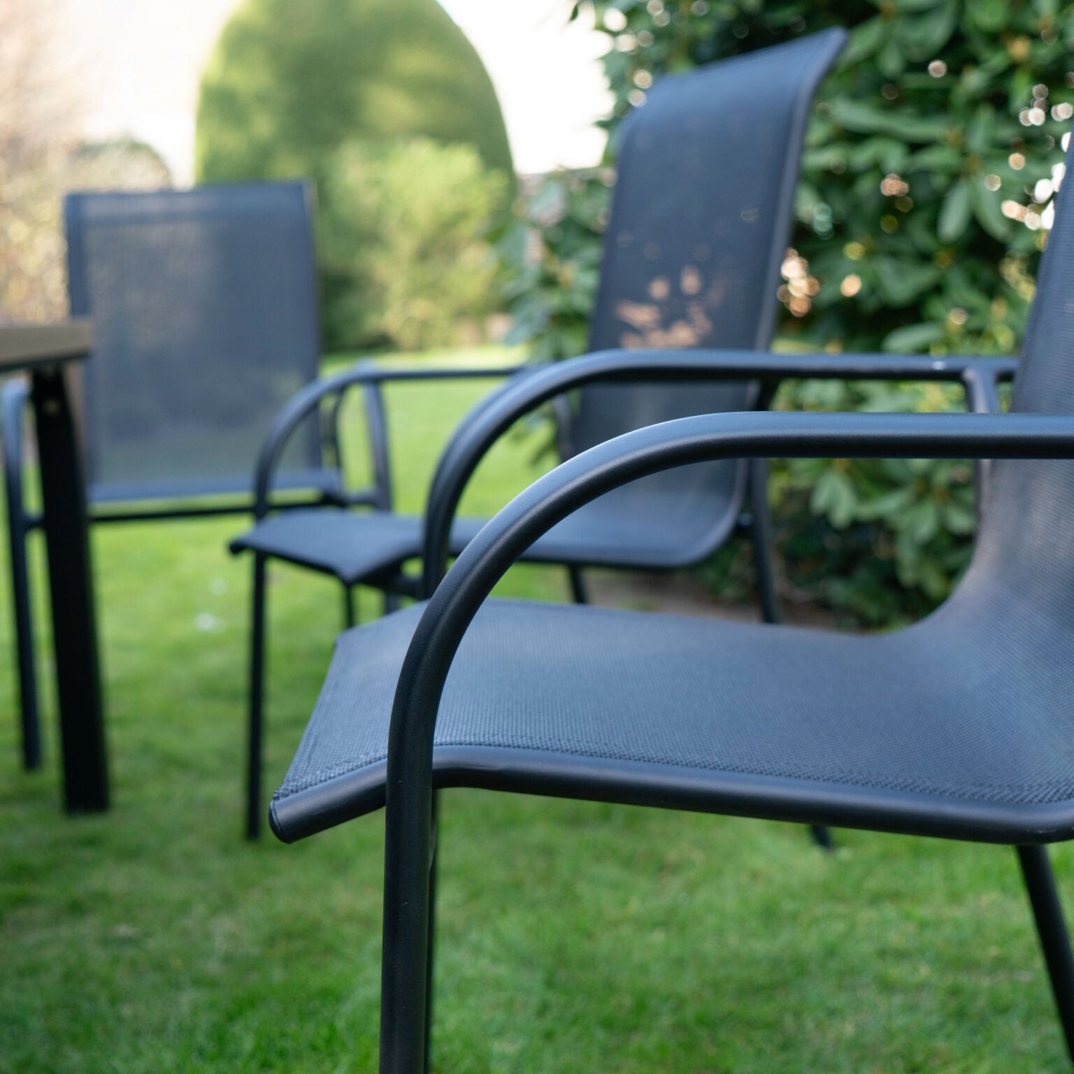 Ensemble de jardin en aluminium et verre 8 P BLACK EDITION avec 8 fauteuils - 5