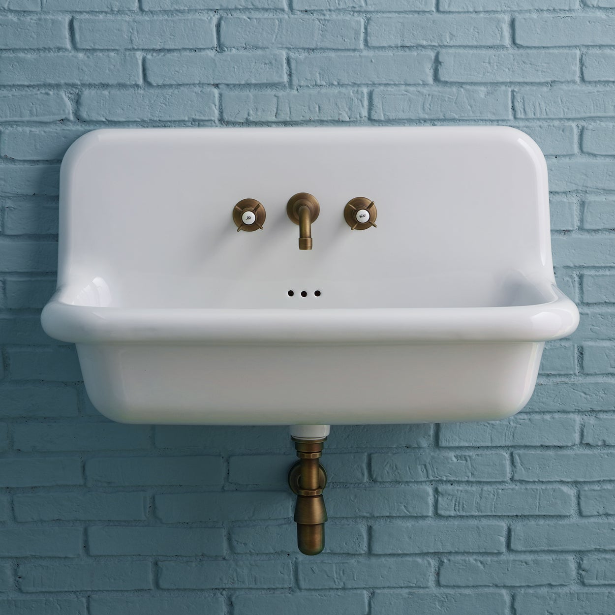 Lavabo esprit rétro chez Bleu Provence