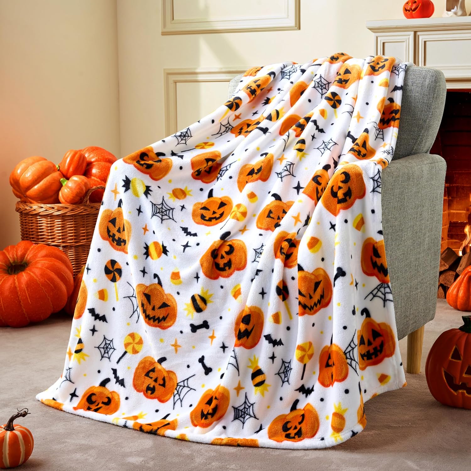 1 sztuka (228x228 cm) biały flanelowy koc na Halloween – dynia z pajęczą siecią, dekoracja na imprezę halloweenową
