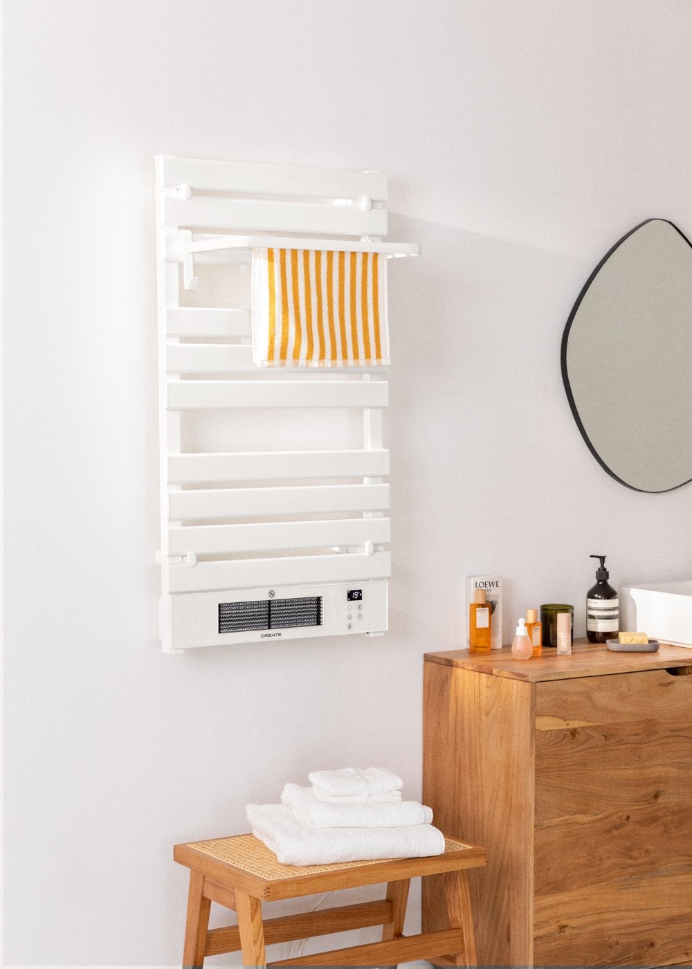 CREATE - WARM TOWEL PRO - Elektryczny grzejnik-wieszak ze sterowaniem Wi-Fi 1500W - Blanc