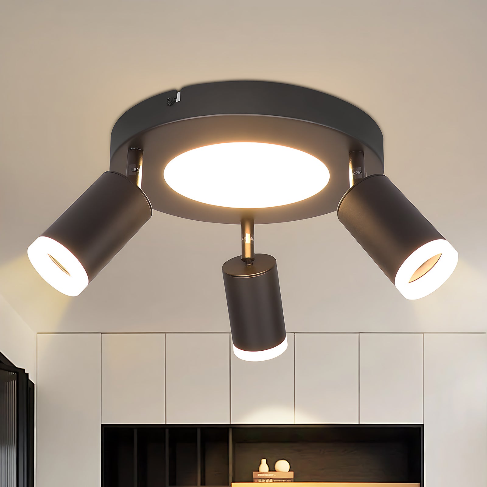 ZMH Reflektor sufitowy z 3 żarówkami GU10 20W, 3000k, czarny, regulowany w zakresie 350°, metalowy, odpowiedni do sypialni lub kuchni.