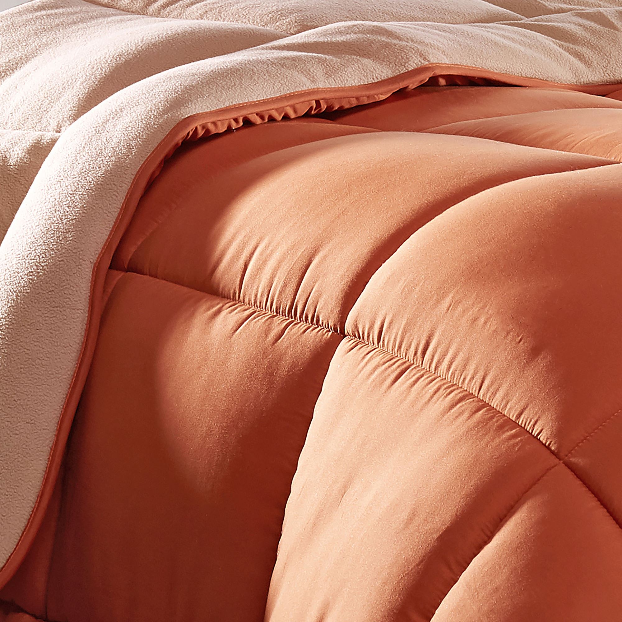 Couette tempérée COUETTE DOUBLE FACE MICROFIBRE 260x240 orange cuivré en polyester - 3