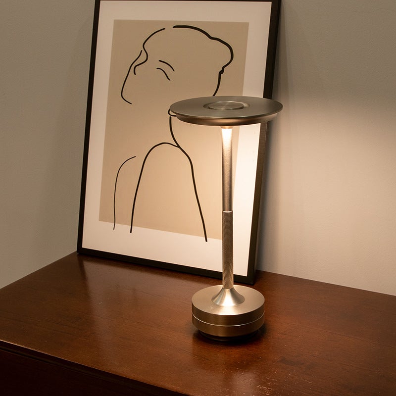 Lampe de table sans fil, lampe de chevet rechargeable, lampe d'extérieur portable à LED alimentée par batterie, 3 couleurs à intensité variable (or) - 6